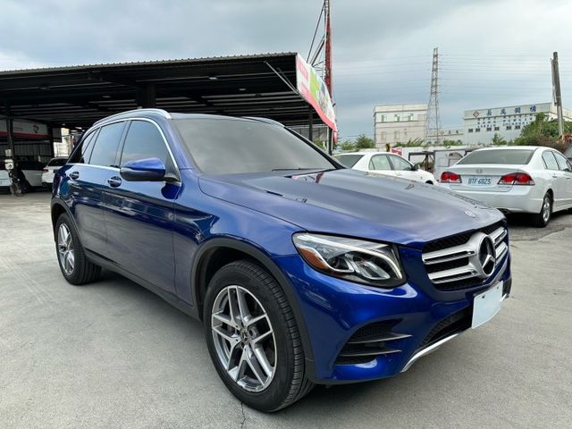 AMG 4Matic 僅跑6萬公里 全景天窗 盲點 LED頭燈尾燈 摸門 全車原版件 里程保證 (永大店)  第3張相片