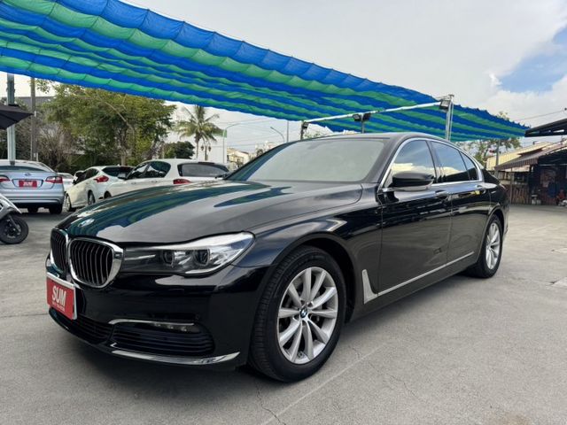 730I 總代理 一手車 原廠保養 紀錄齊全 里程保證 (新市店)  第1張相片