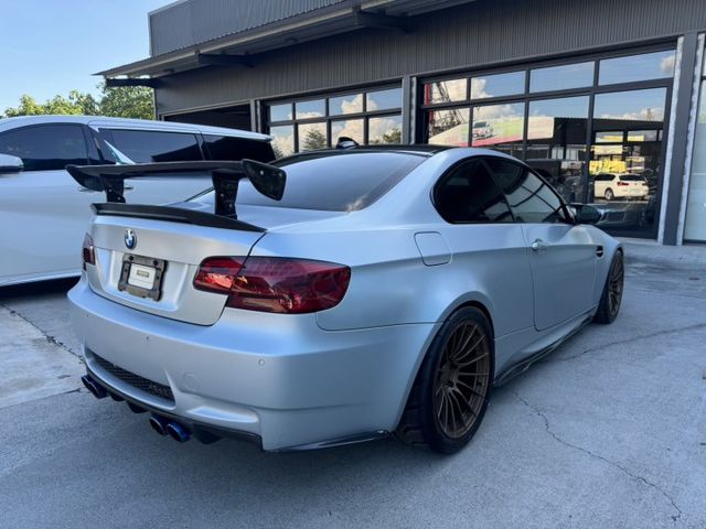 E92 M3 Frozen Silver Edition 限量 消光銀 碳纖維中控飾板 精品升級 (新市店)  第2張相片
