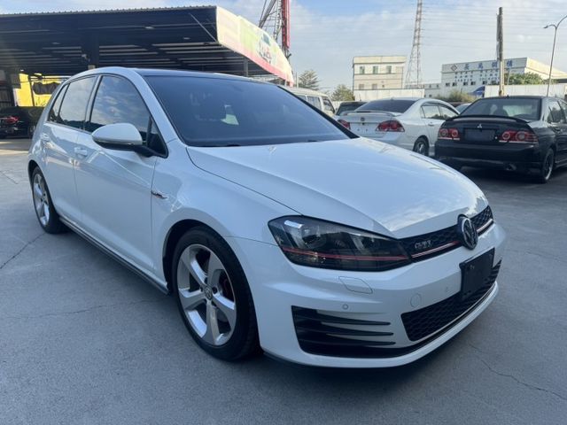 7代 GTI 全原廠無改裝 無惡操 全車原版件 里程保證 (永大店)  第3張相片