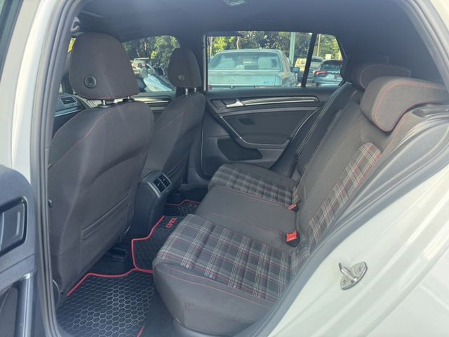 7代 GTI 全原廠無改裝 無惡操 全車原版件 里程保證 (永大店)  第6張相片