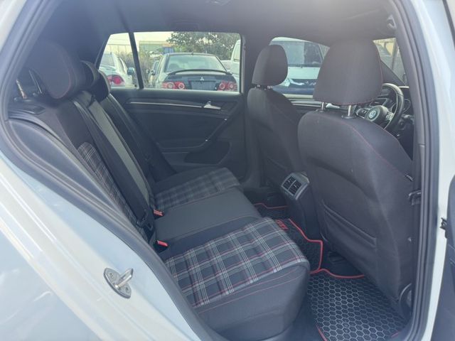 7代 GTI 全原廠無改裝 無惡操 全車原版件 里程保證 (永大店)  第8張相片