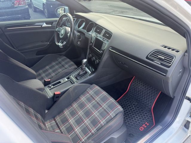 7代 GTI 全原廠無改裝 無惡操 全車原版件 里程保證 (永大店)  第9張相片