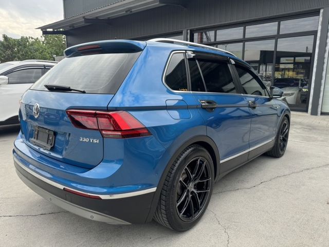 330TSI HL頂級版 液晶儀表 ACC跟車 環景 4WD 雙前電動椅 全車原版件 里程保證 (新市店)  第2張相片