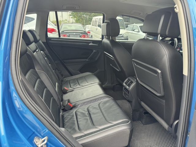 330TSI HL頂級版 液晶儀表 ACC跟車 環景 4WD 雙前電動椅 全車原版件 里程保證 (新市店)  第8張相片