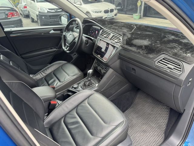 330TSI HL頂級版 液晶儀表 ACC跟車 環景 4WD 雙前電動椅 全車原版件 里程保證 (新市店)  第9張相片