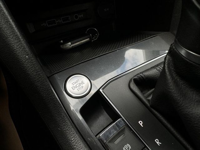 330TSI HL頂級版 液晶儀表 ACC跟車 環景 4WD 雙前電動椅 全車原版件 里程保證 (新市店)  第13張相片