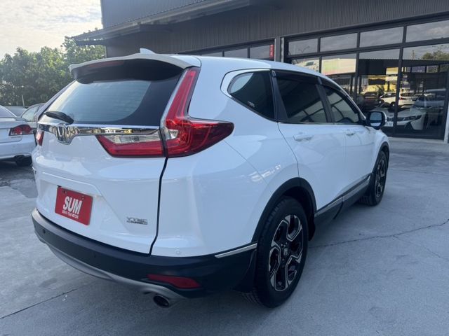 VTi-S 一手車 LED頭尾燈 ACC跟車 全車原版件 里程保證 (永大店)  第2張相片
