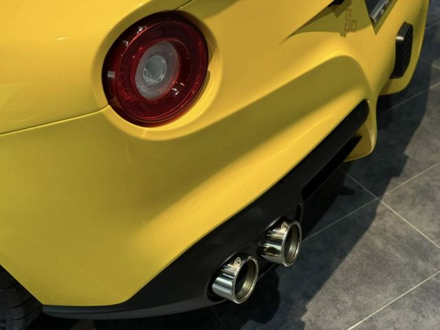 Ferrari F12 Berlinetta 總代理 輪胎Cup2R 全新 FI全段鈦合金排氣 (新市店)  第6張相片