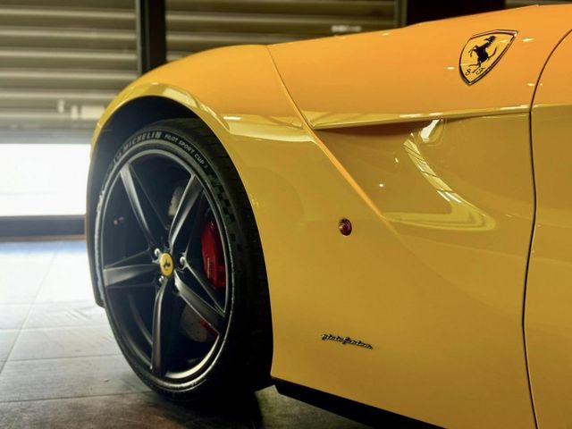Ferrari F12 Berlinetta 總代理 輪胎Cup2R 全新 FI全段鈦合金排氣 (新市店)  第11張相片