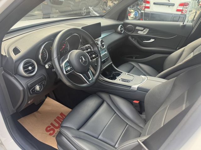 GLC300 SUV AMG 夜色套件 選配表請入內 全車原版件 (新市店)  第5張相片