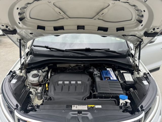 2.0 TSI 4x4尊榮版 七人座 原廠數位儀表 全車原版件 里程保證 (新市店)  第16張相片