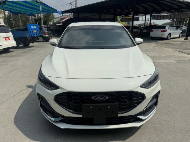 ST-Line Vignale 一手車 全車原版件 里程保證 (新市店)  第4張相片