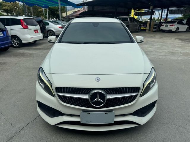 A180 AMG Line 僅跑7.1萬公里 全車原版件 (新市店)  第4張相片