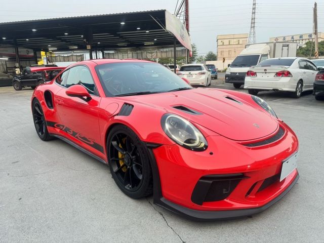 GT3 RS 已升級原廠991.2套件 挺舉 陶煞 防滾籠 碳纖維桶椅 計時套件 AK排氣  第3張相片