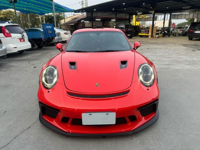 GT3 RS 已升級原廠991.2套件 挺舉 陶煞 防滾籠 碳纖維桶椅 計時套件 AK排氣  第4張相片