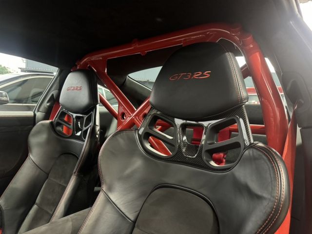 GT3 RS 已升級原廠991.2套件 挺舉 陶煞 防滾籠 碳纖維桶椅 計時套件 AK排氣  第12張相片