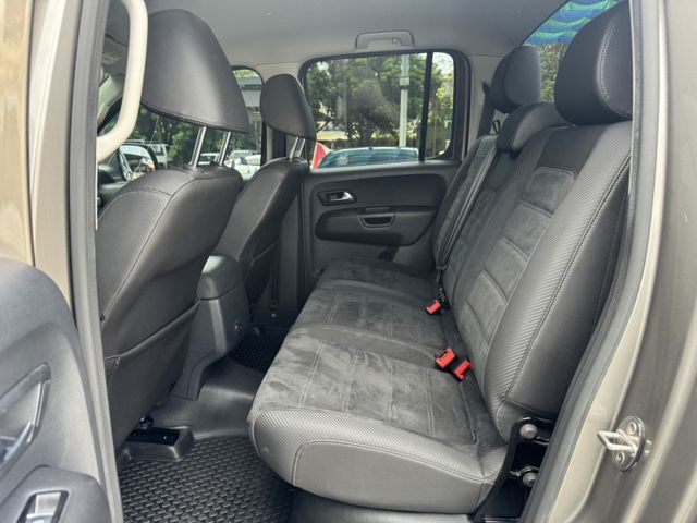 V6 3.0 TDI Highline 一手車 原廠保養 保證無朔溪 底盤乾淨 原版件 里程保證 (新市店)  第6張相片