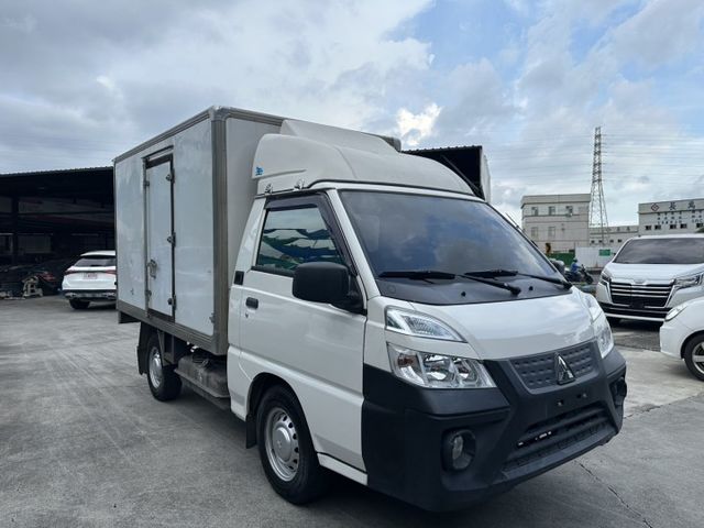 實跑8.5萬公里 廂式貨車 全車原版件 里程保證 ( 新市店 )  第3張相片
