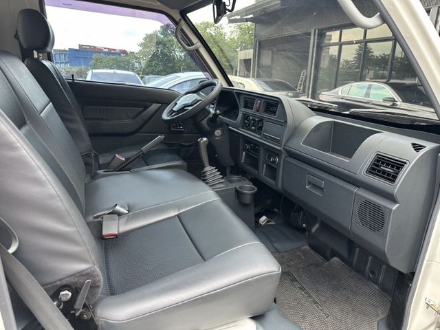 實跑8.5萬公里 廂式貨車 全車原版件 里程保證 ( 新市店 )  第6張相片