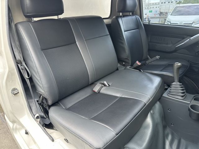 實跑8.5萬公里 廂式貨車 全車原版件 里程保證 ( 新市店 )  第7張相片