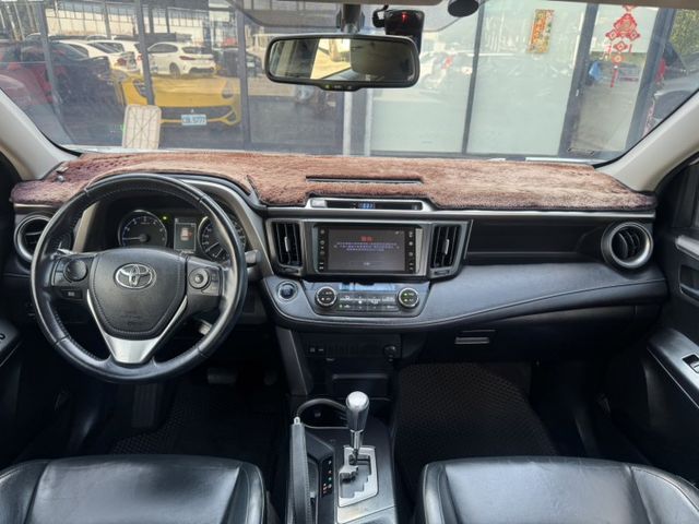 16年式 2.0豪華版 實跑8.4萬公里 LED頭燈 免KEY 定速 恆溫 電動椅 倒車影像 全車原版件 ( 新市店 )  第10張相片