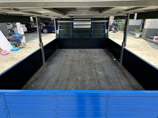 實跑9.9萬公里 帆布遮雨棚 回去直接載貨賺錢好幫手 全車原版件  第8張相片