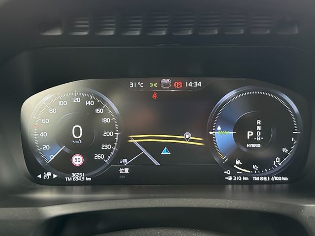 T8 七人座 僅跑3.6萬公里 氣壓懸吊 Akebono阿基波羅前十後四 BC21吋鍛造鋁圈 全車原版件 (新市店)  第14張相片