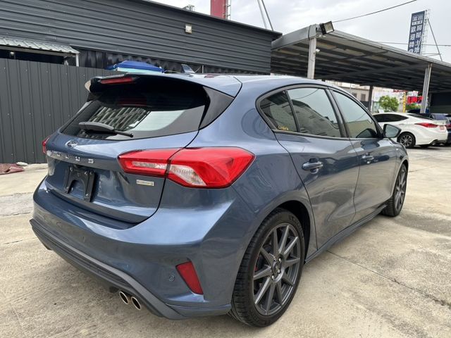 ST-Line Lommel X賽道版 實跑2.1萬公里 全車原版件 (永大店)  第2張相片