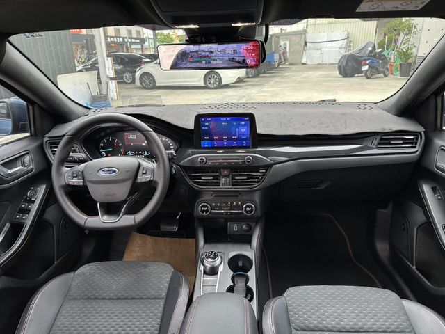 ST-Line Lommel X賽道版 實跑2.1萬公里 全車原版件 (永大店)  第11張相片