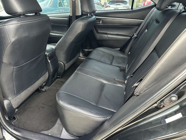 小改款 豪華版 雙圓表 免key 定速 恆溫 影音系統  全車原版件 里程保證 (新市店)  第6張相片