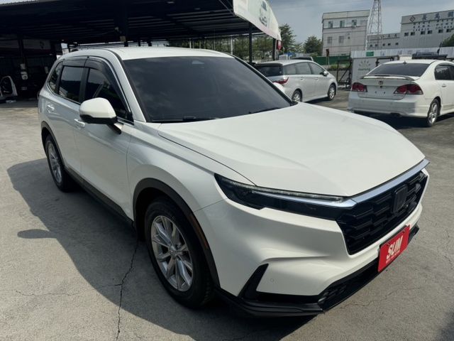 S版 一手車 僅跑3.3萬公里 跟車 盲點 環景 雙電動椅 電動尾門 全車原版件 (新市店)  第3張相片