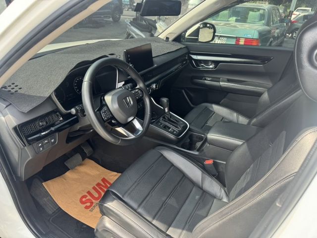 S版 一手車 僅跑3.3萬公里 跟車 盲點 環景 雙電動椅 電動尾門 全車原版件 (新市店)  第5張相片