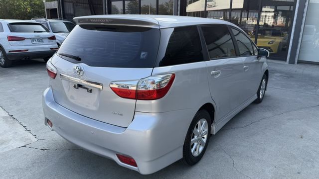 E版 定速 恆溫 影音系統 七人座 家庭用車首選 (新市店)  第2張相片