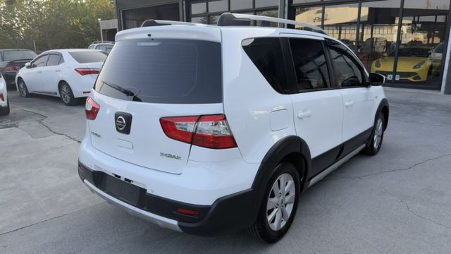 行家皮椅版 代步車首選 空間大 全車原版件 里程保證  第2張相片