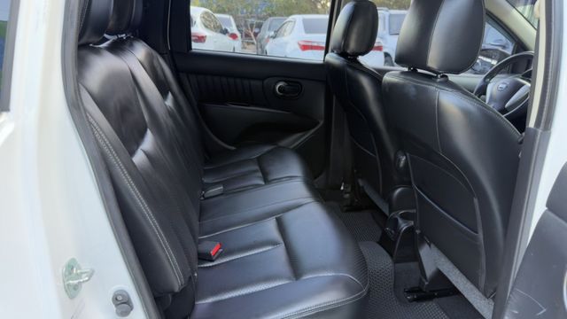 行家皮椅版 代步車首選 空間大 全車原版件 里程保證  第8張相片