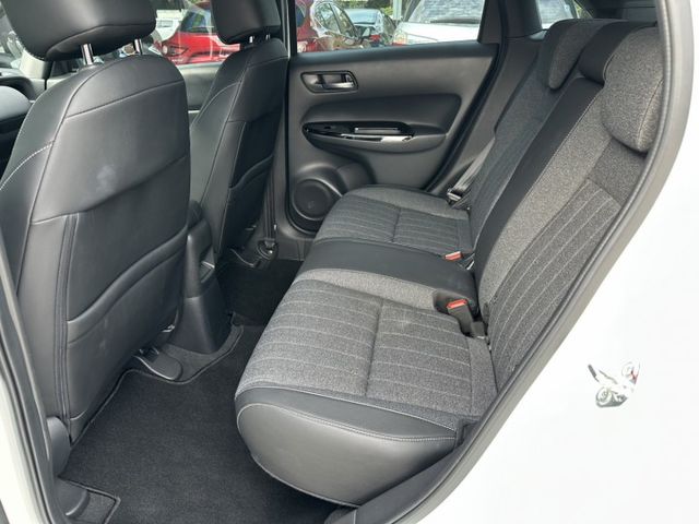 HEV油電 一手車 原廠保養 新車保固中 全車原版件  第6張相片