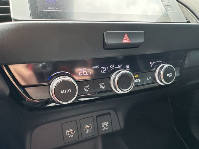 HEV油電 一手車 原廠保養 新車保固中 全車原版件  第15張相片