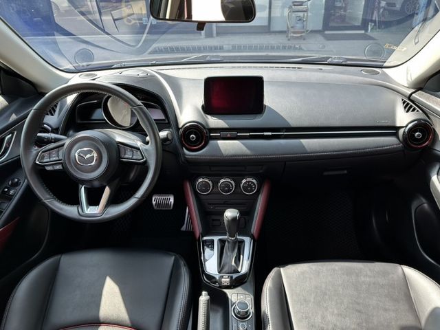 頂級版 抬頭顯示 LED頭燈 免KEY 倒車影像 恆溫 全車原版件 里程保證  第10張相片