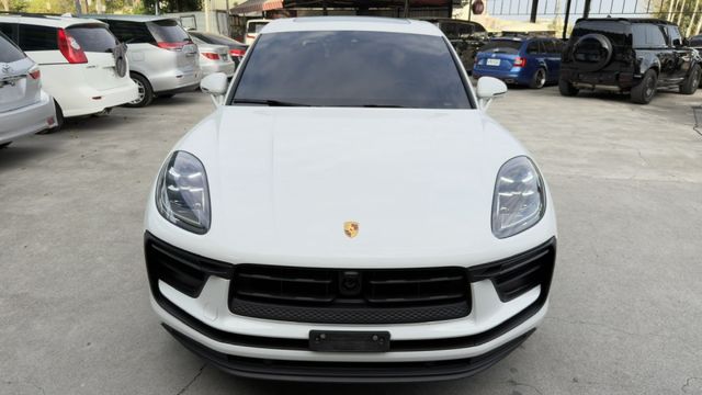 23年式 Porsche Macan 2.0T 總代理 重點選配入內看清單 全車原版件  第4張相片