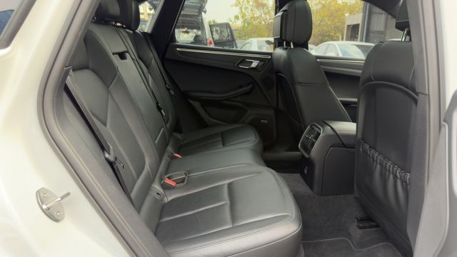 23年式 Porsche Macan 2.0T 總代理 重點選配入內看清單 全車原版件  第8張相片