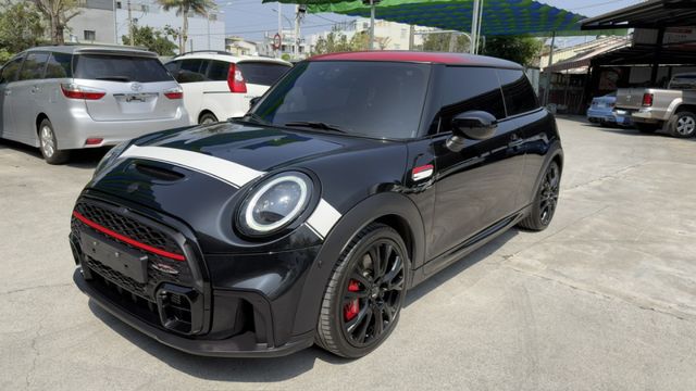 JCW Pat Moss Edition全球限量800台 僅跑1.8萬 全車犀牛皮 全車原版件  第1張相片