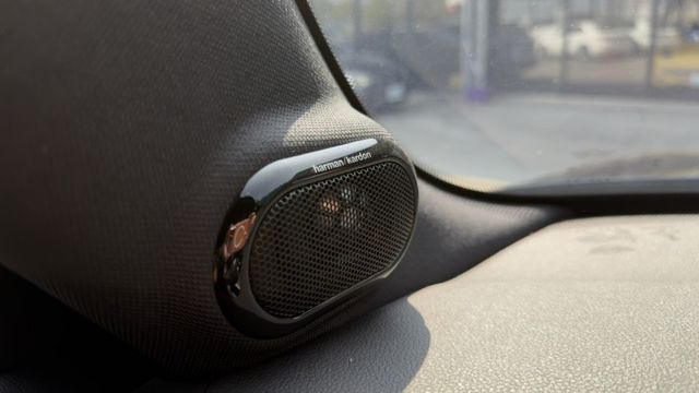 JCW Pat Moss Edition全球限量800台 僅跑1.8萬 全車犀牛皮 全車原版件  第15張相片