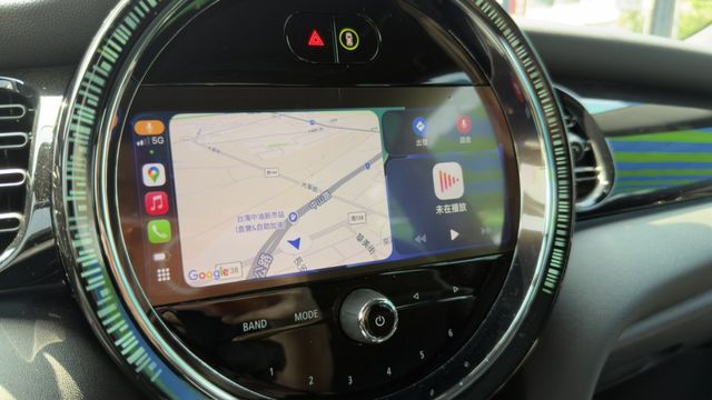 JCW Pat Moss Edition全球限量800台 僅跑1.8萬 全車犀牛皮 全車原版件  第17張相片