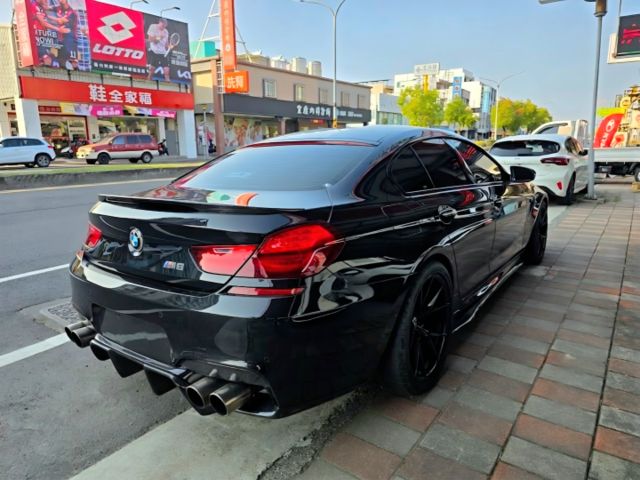 M6 Gran Coupe  總代理 全段正蠍子管 MP超轉方向盤 V牌20吋鋁圈  第2張相片