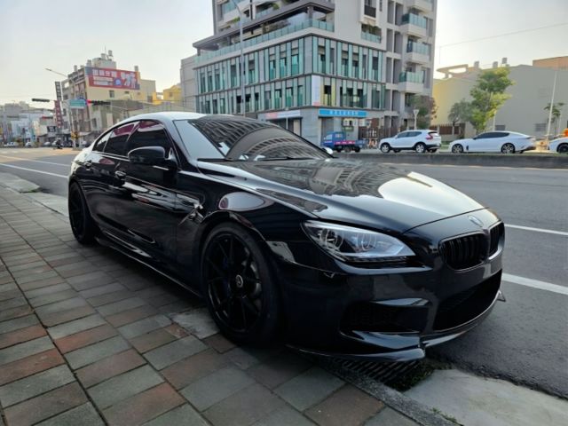 M6 Gran Coupe  總代理 全段正蠍子管 MP超轉方向盤 V牌20吋鋁圈  第3張相片