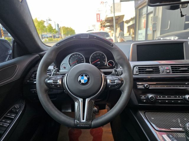 M6 Gran Coupe  總代理 全段正蠍子管 MP超轉方向盤 V牌20吋鋁圈  第14張相片
