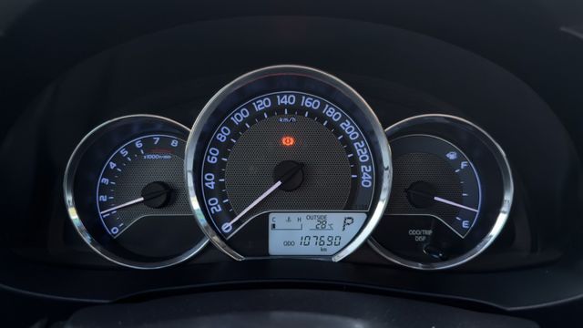 經典版 僅跑10萬公里 恆溫 鋁圈 全車原版件 里程保證  第12張相片