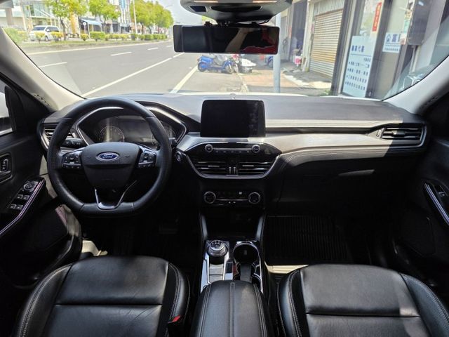 1.5T 旗艦版 實跑4.4萬公里 全速域跟車 全景天窗 電動尾門 電動椅 盲點 全車原版件  第10張相片