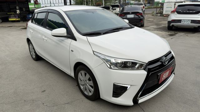 低里程 實跑5.2萬公里 小改款 新引擎 鋁圈 魚眼頭燈 倒車影像 車美仕影音 全車原版件  第3張相片